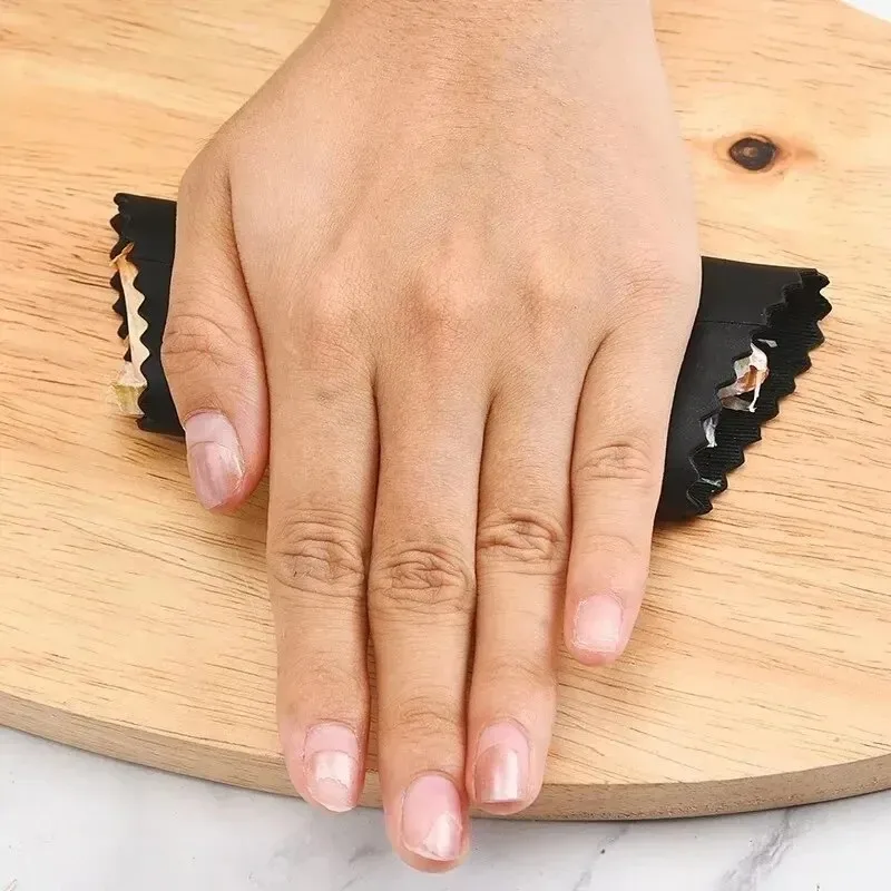 Kitchen Gadgets Youtube - Sbucciatore d'Aglio in Silicone, Utensile da